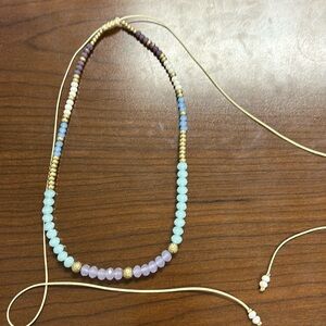 Adjustable bead necklace